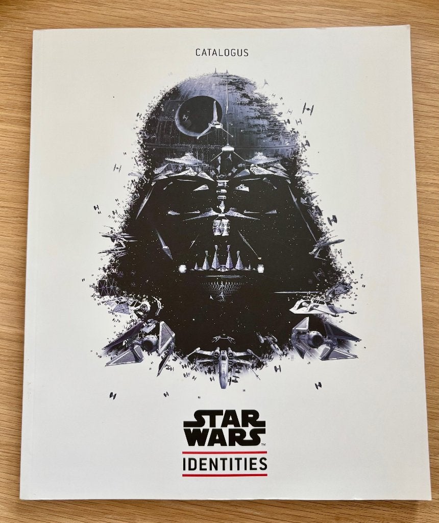 Catalogus Star Wars Identities 2017, Ophalen of Verzenden, Zo goed als nieuw, Overige typen