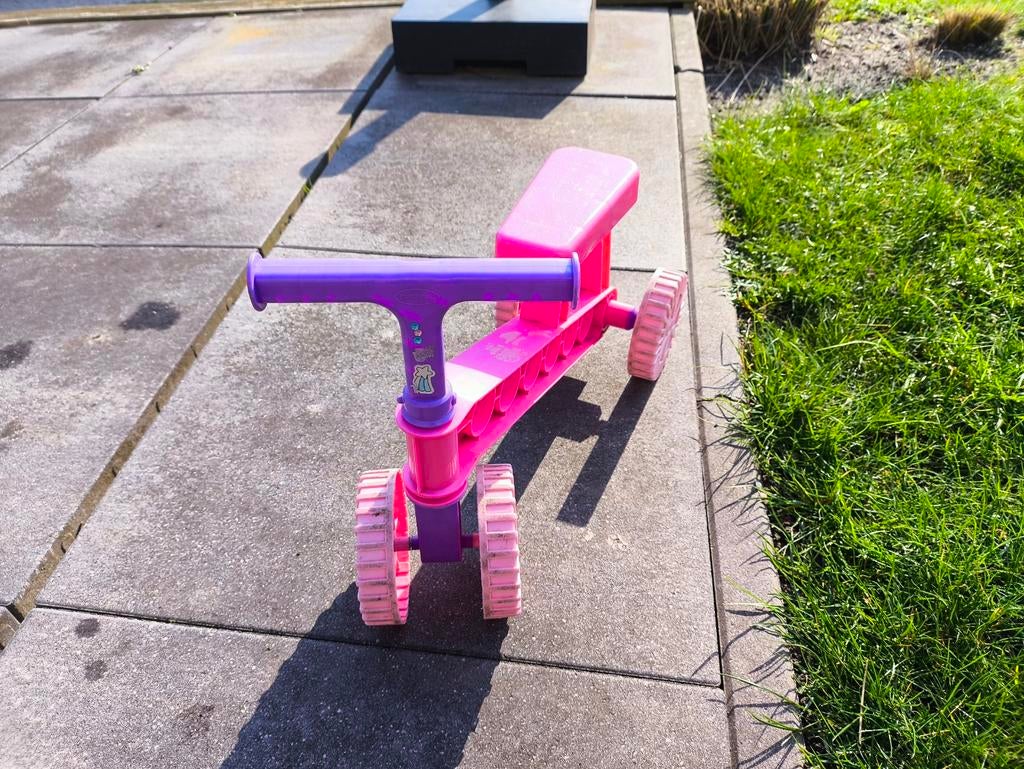Loopfiets, Kinderen en Baby's, Speelgoed | Buiten | Voertuigen en Loopfietsen, Ophalen, Gebruikt, Loopfiets