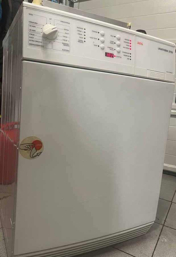 AEG Lavatherm 57710 Condensdroger - Zo goed als nieuw, Witgoed en Apparatuur, Wasdrogers, Ophalen, 6 tot 8 kg, Zo goed als nieuw