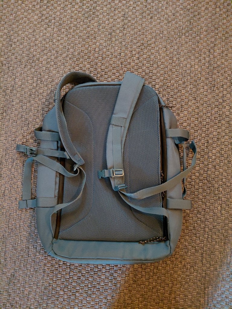 IKEA Travel Backpack, Sieraden, Tassen en Uiterlijk, 40 cm of meer, Zo goed als nieuw, 60 cm of meer, Ophalen