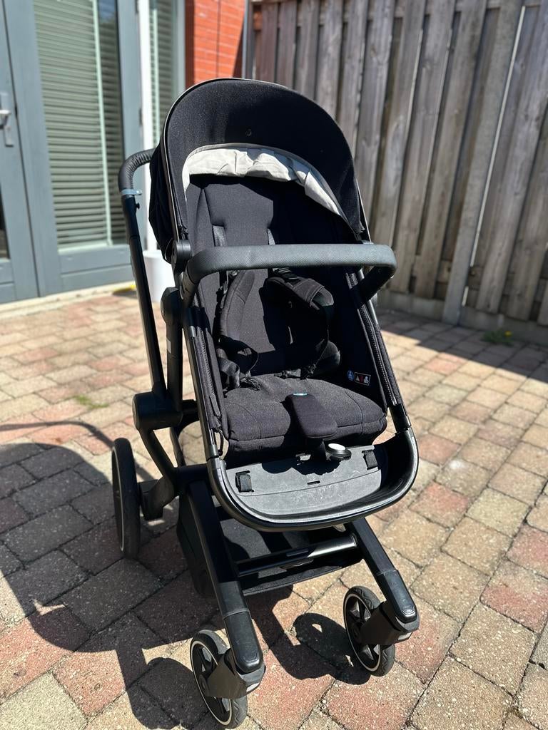 Joolz Day+ Kinderwagen Black - complete set met autostoel, Kinderen en Baby's, Kinderwagens en Combinaties, Zo goed als nieuw