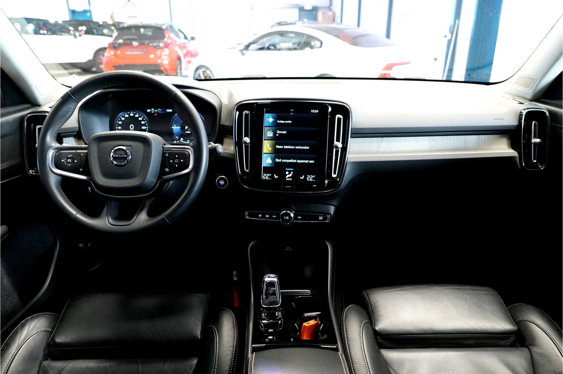 Volvo XC40 1.5 T4 Recharge 155kW/211pk DCT7 Inscription ADAP, Auto's, Dealer onderhouden, Met garantie (alle), Zwart, Hybride Elektrisch/Benzine