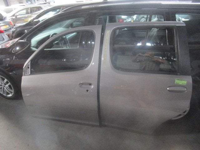 deur yaris verso linksvoor linksachter vanaf 2000, Voor, Toyota, Info@toyota.com, Toyota