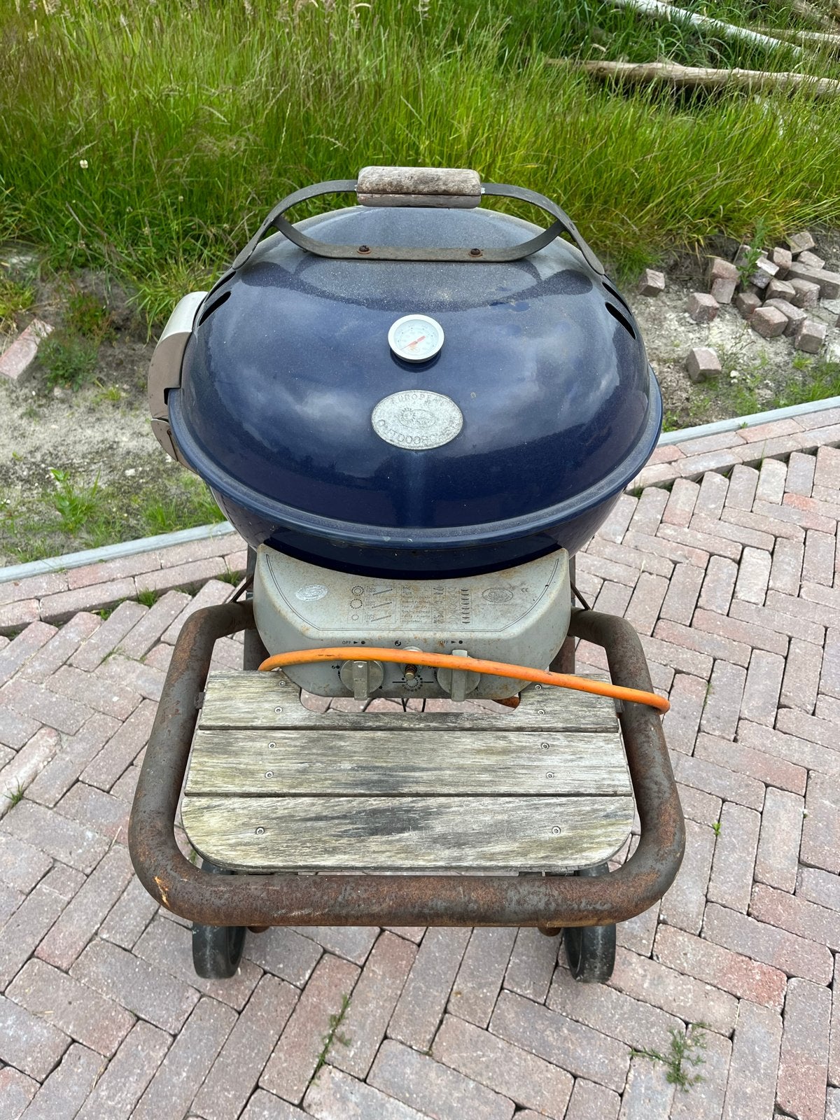 Gebruikte Outdoorchef gasbarbecue met onderstel, Tuin en Terras, Ophalen, Gebruikt
