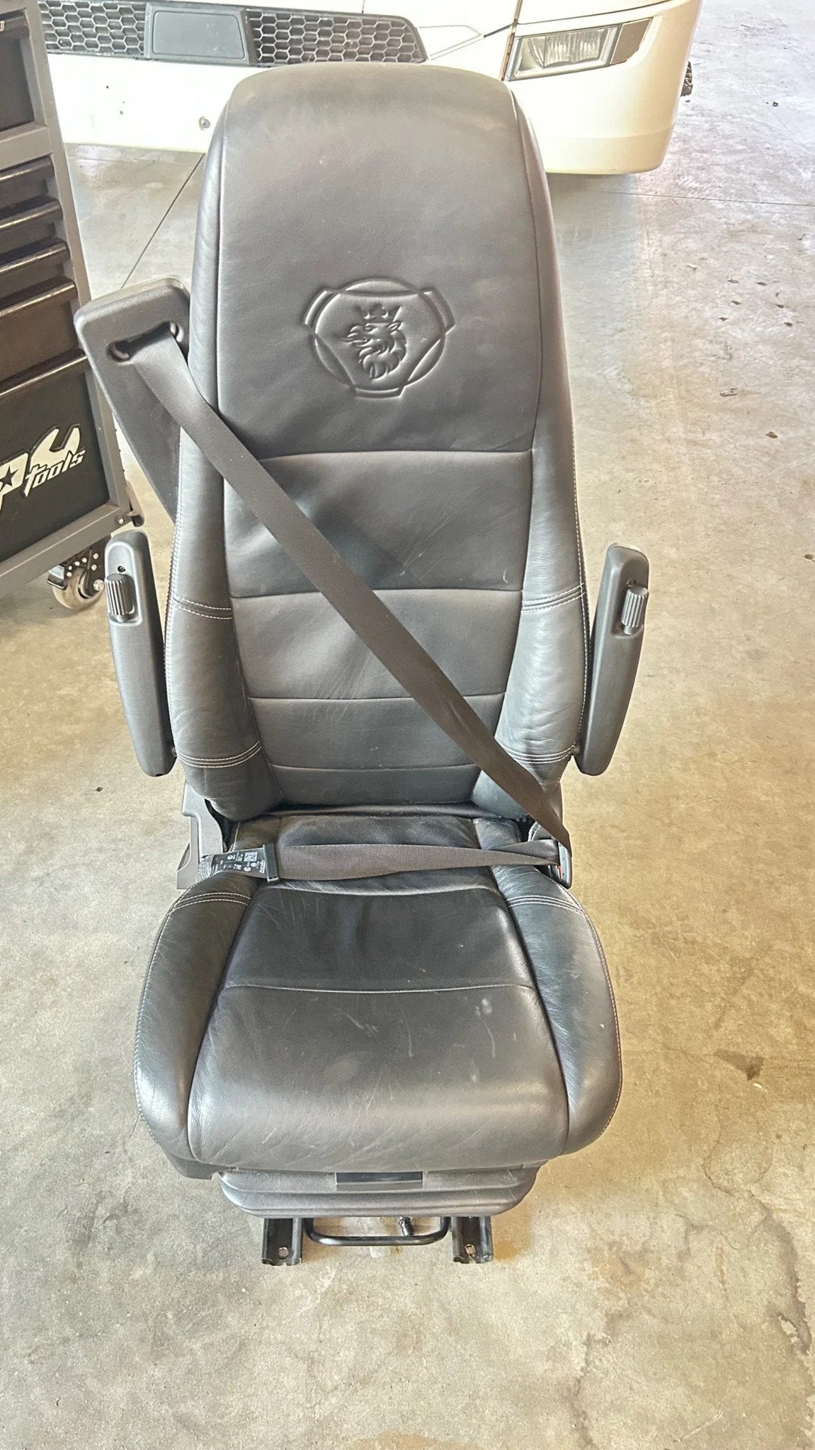 Scania Lederen stoel passagier, Auto-onderdelen, Gebruikt, Scania, Interieur en Bekleding