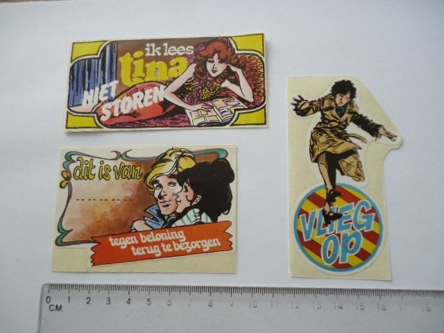 sticker oud TINA strip vintage retro niet storen meiden, Verzenden, Zo goed als nieuw, Bedrijf of Vereniging