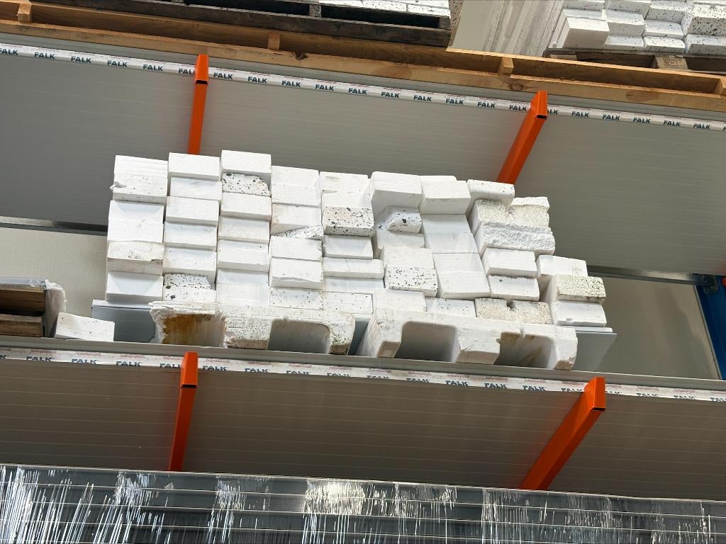 Piepschuim gratis af te halen!, Doe-het-zelf en Verbouw, Isolatie en Afdichting, Ophalen, Dakisolatie, Gebruikt, 15 m² of meer