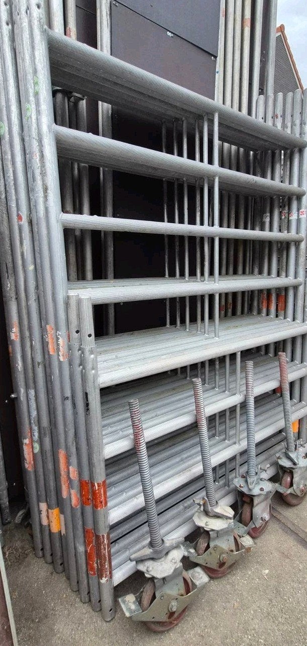 Te koop Rolsteiger werkhoogte 8.20 mtr, Ophalen of Verzenden, Layer, Rolsteiger of Kamersteiger, 5 meter of hoger