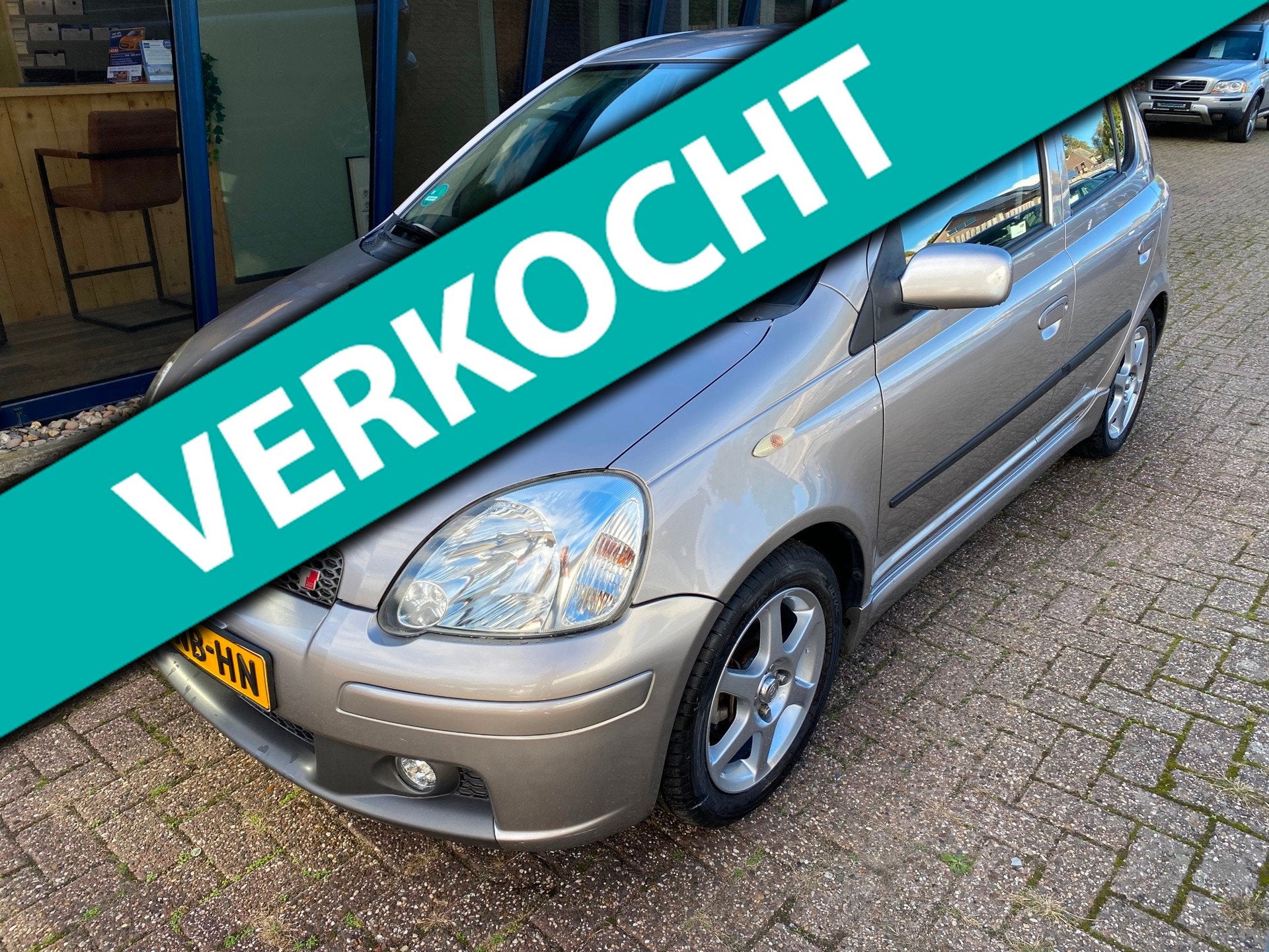 Toyota Yaris 1.5 VVT-i T-Sport 5-Deurs & Airco, Auto's, Dealer onderhouden, 1497 cc, 4 cilinders, 400 kg