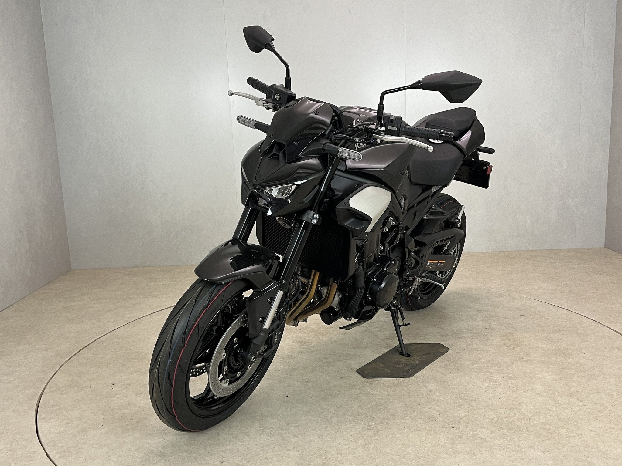Kawasaki Z 900 (bj 2025), Motoren, Motoren | Kawasaki, Bedrijf, Info@kawasaki.nl, Jacobus Spijkerdreef 1-3
2132 PZ  Hoofddorp, NL