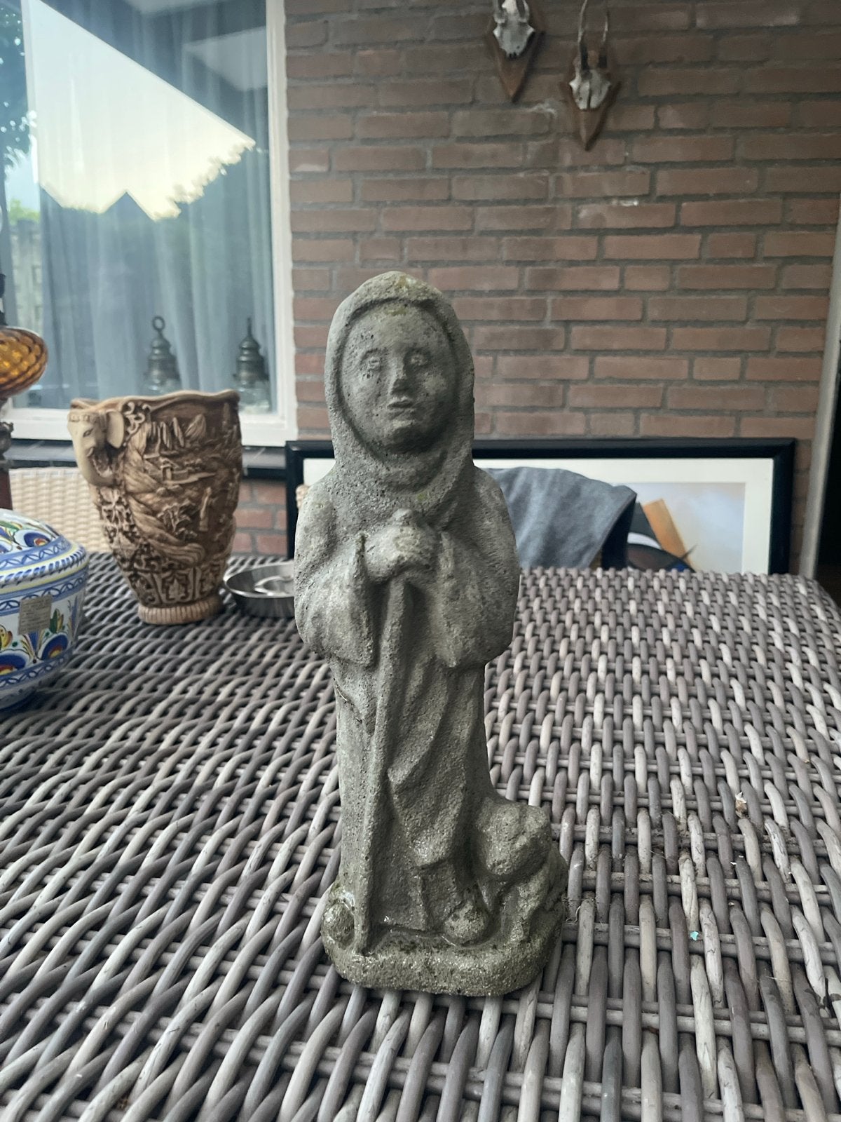 Heilig betonnen beeld van monnik met hondje, Ophalen