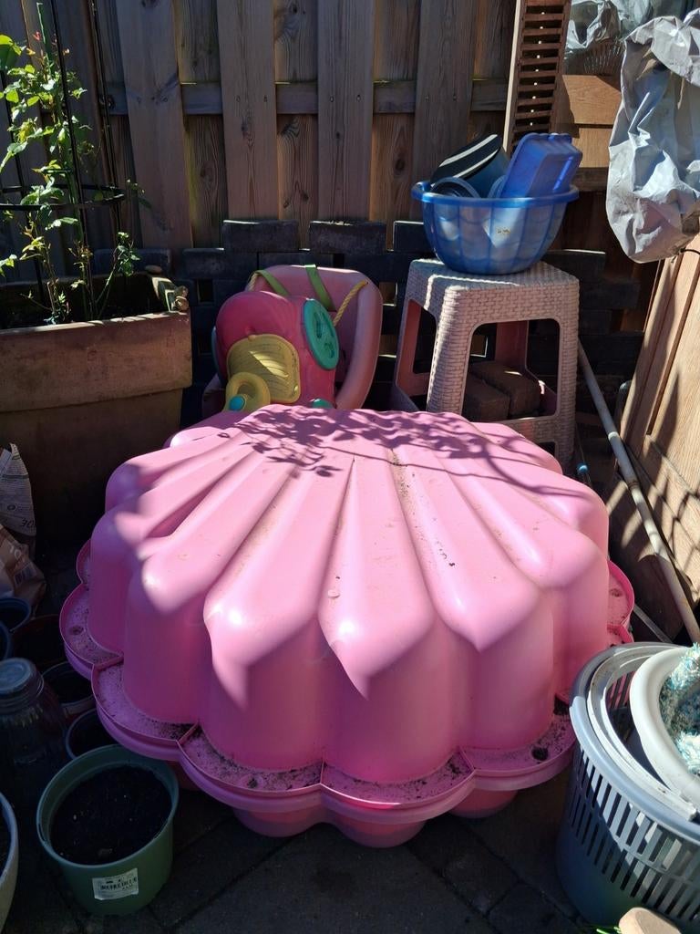 Roze schelp zandbak met deksel, Ophalen of Verzenden, Gebruikt