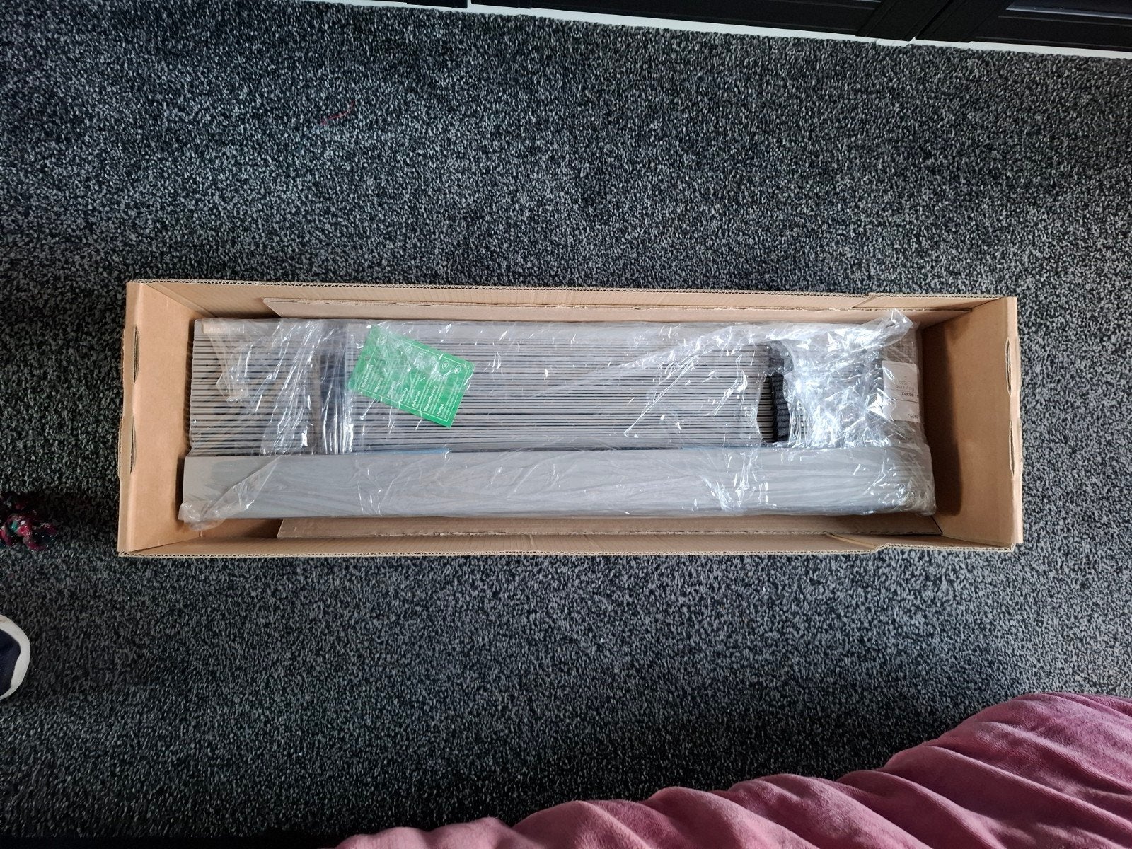 nieuwe grijze houten jaloezie met zwarte ladderband, Jaloezie, Hout, Ophalen of Verzenden, 78 cm