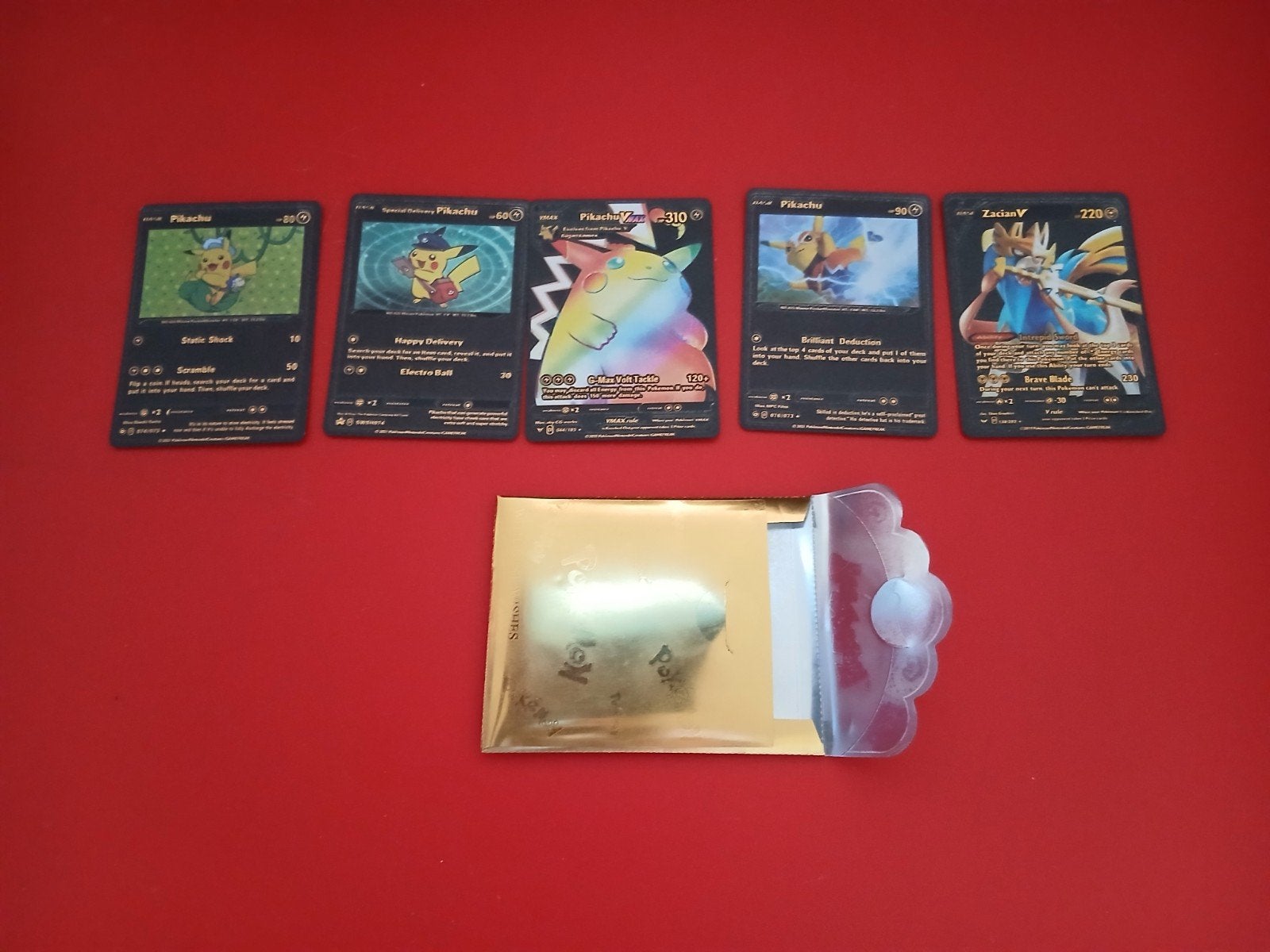 Pikachu & Zacian V metalen kaarten (geen origineel), Ophalen of Verzenden