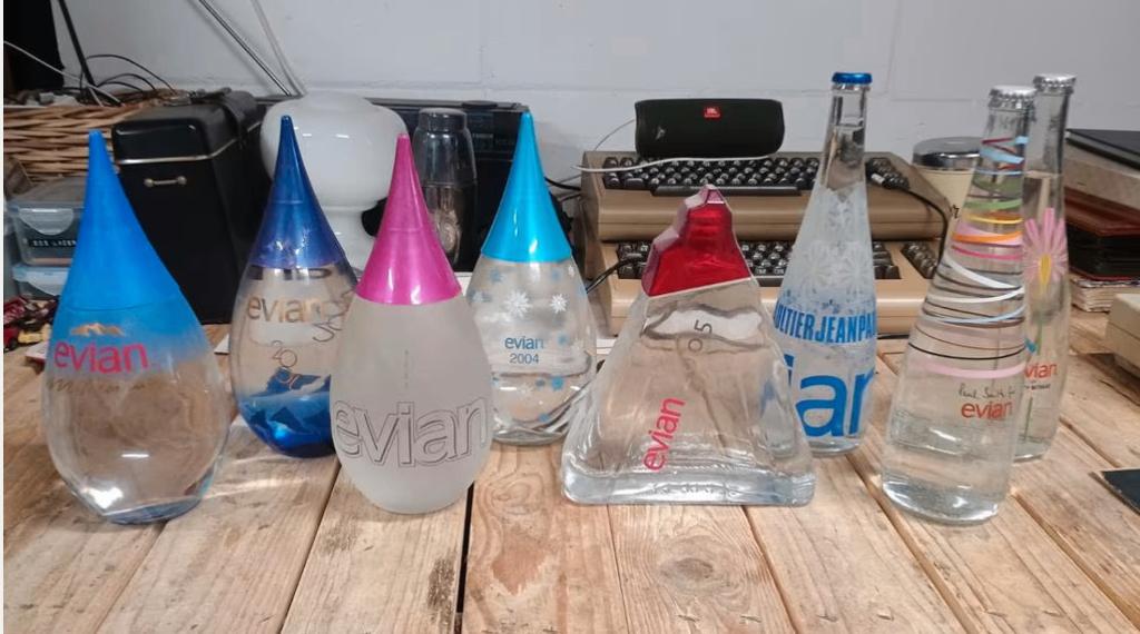 Evian limited edition flessen, Ophalen