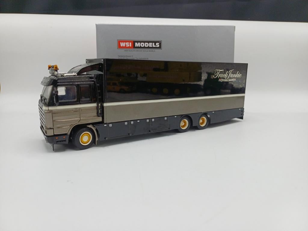 WSI Scania 143 Streamline bakwagen Truckjunkie, Hobby en Vrije tijd, Modelauto's | 1:50, Ophalen of Verzenden, Zo goed als nieuw