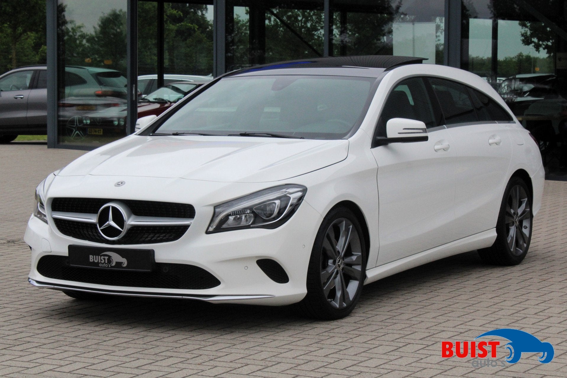 Mercedes-Benz CLA-Klasse Shooting Brake 180 Business Solutio, Auto's, 730 kg, Gebruikt, 4 cilinders, Met garantie (alle)