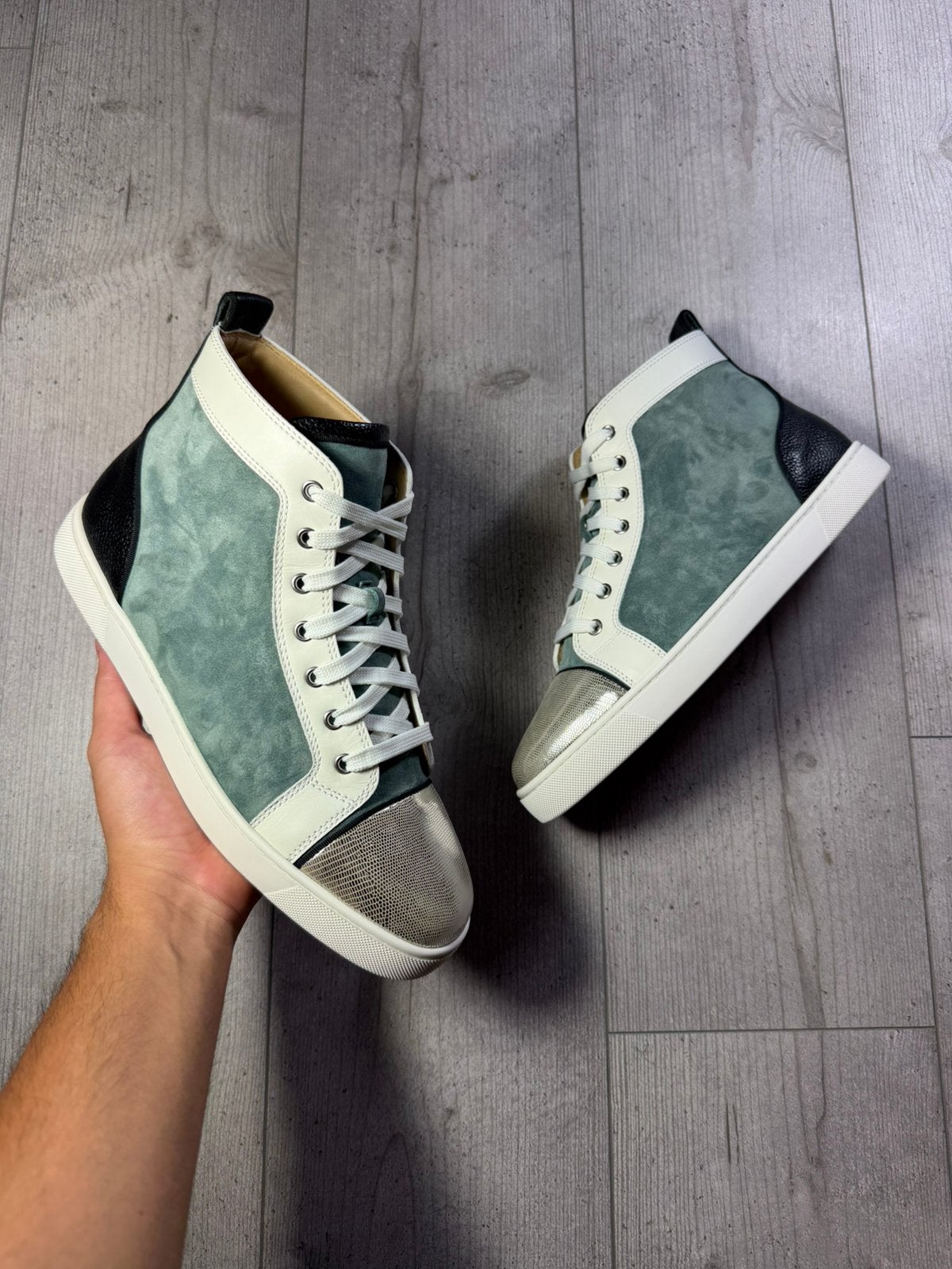 Christian louboutin, Kleding | Heren, Schoenen, Overige kleuren, Ophalen of Verzenden, Sneakers of Gympen, Gedragen