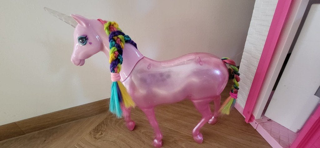 Barbie Dreamtopia Magisch eenhoorn met licht en geluid, Ophalen, Gebruikt, Barbie