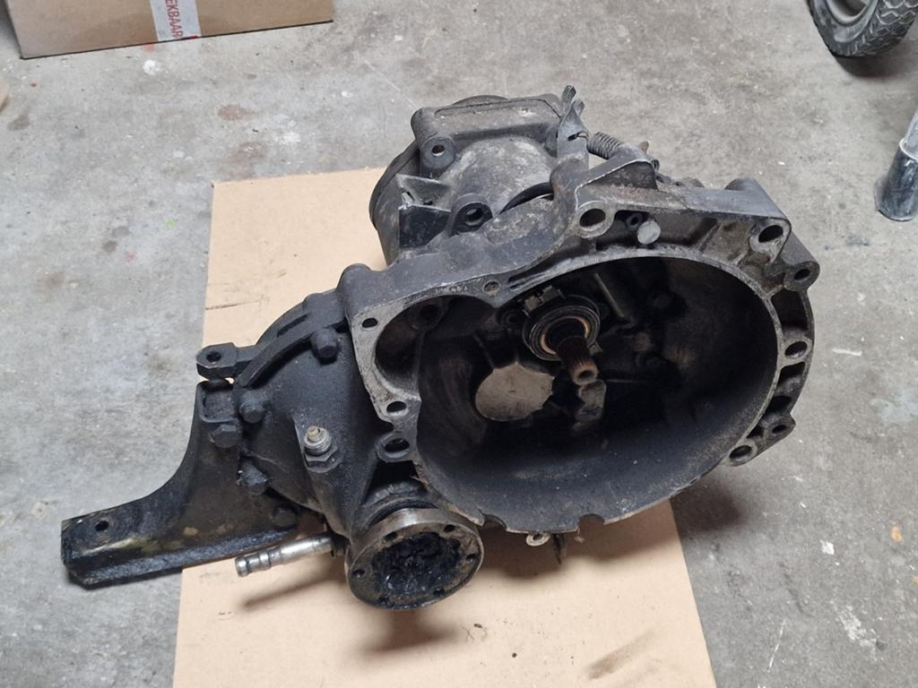 Versnellingsbak Polo 86c (2f) - Code 8P, Auto-onderdelen, Transmissie en Toebehoren, Ophalen, Gebruikt, Volkswagen