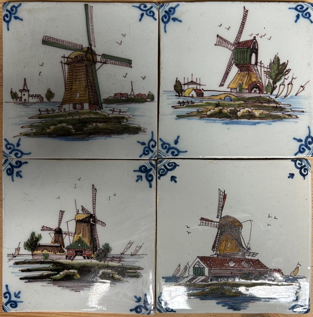 4 prachtige authentieke Tichelaar tegeltjes, Ophalen of Verzenden