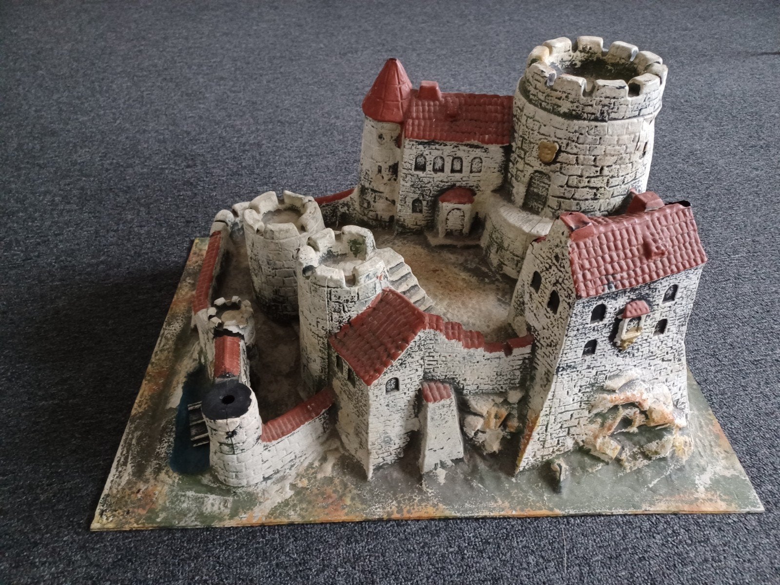 Vintage kunststof kasteel - decoratie/speelgoed, Ophalen, Gebruikt