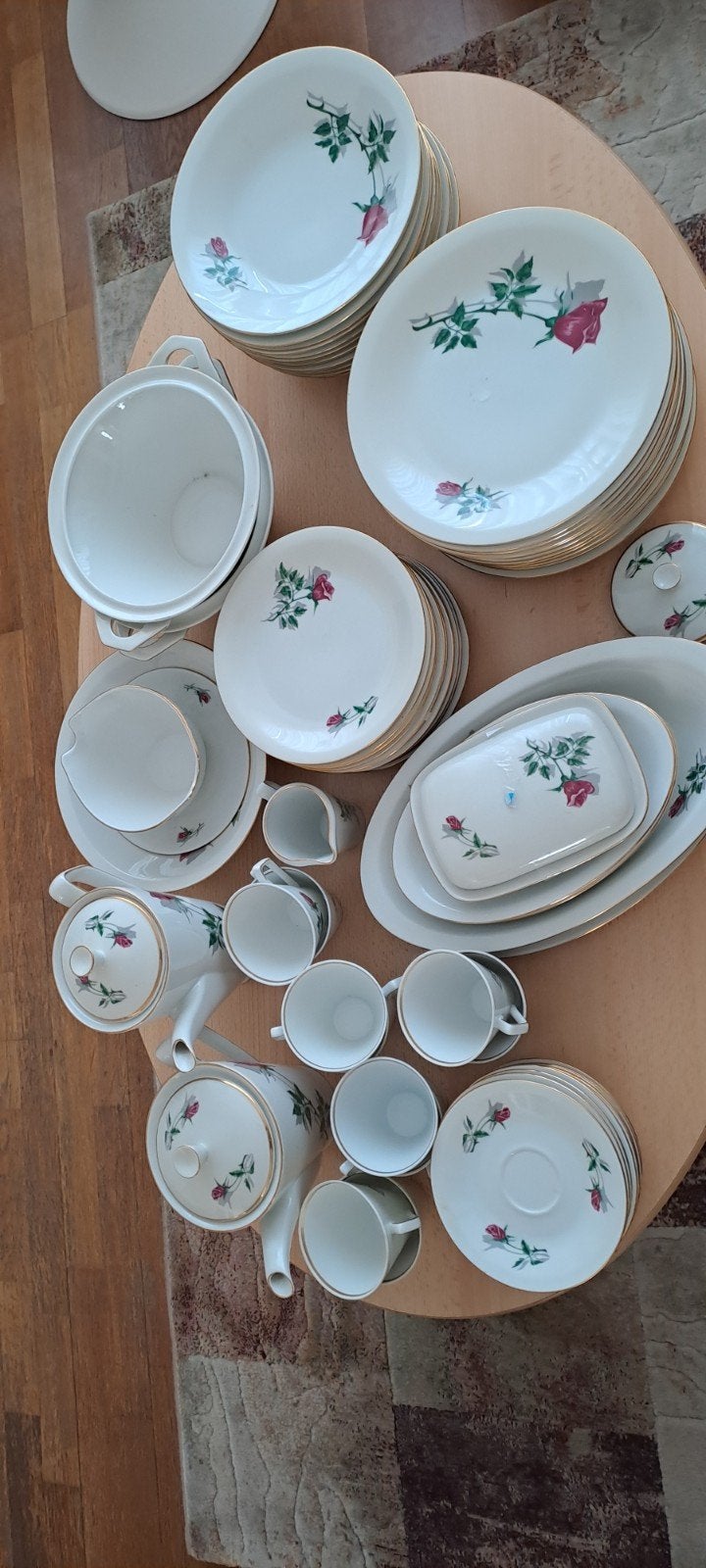 antiek servies uit polen, Ophalen