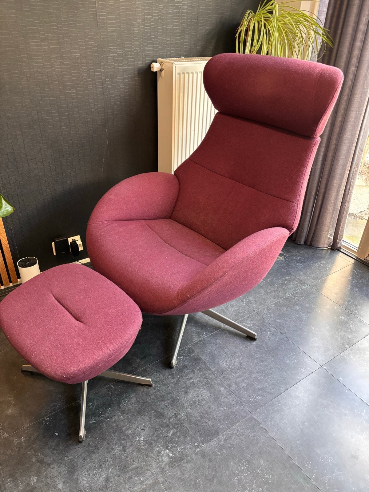 Paarse fauteuil met draaifunctie en verstelbare hoofdsteun, Ophalen, Gebruikt, Stof, 75 tot 100 cm