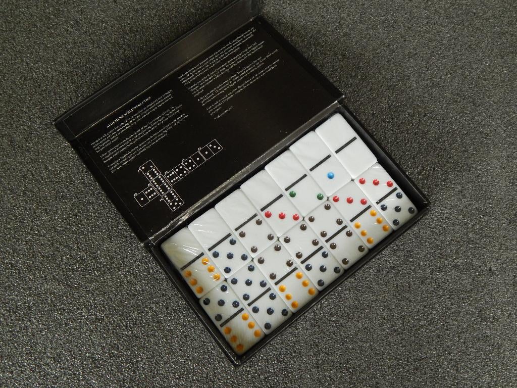 Domino spel , nieuw, Vijf spelers of meer, Ophalen of Verzenden, Nieuw
