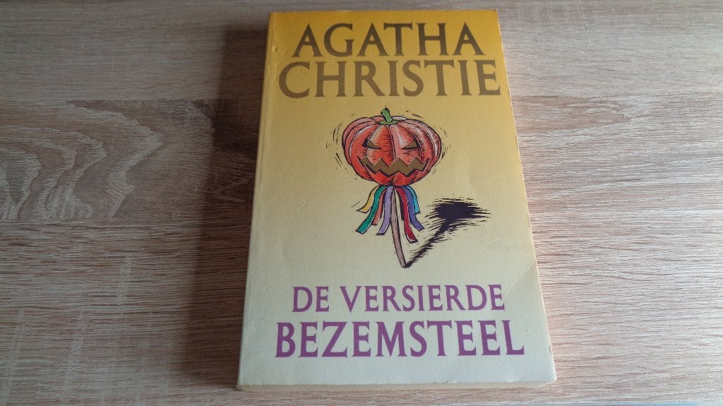 8x Agatha Christie, Verzenden, Gelezen