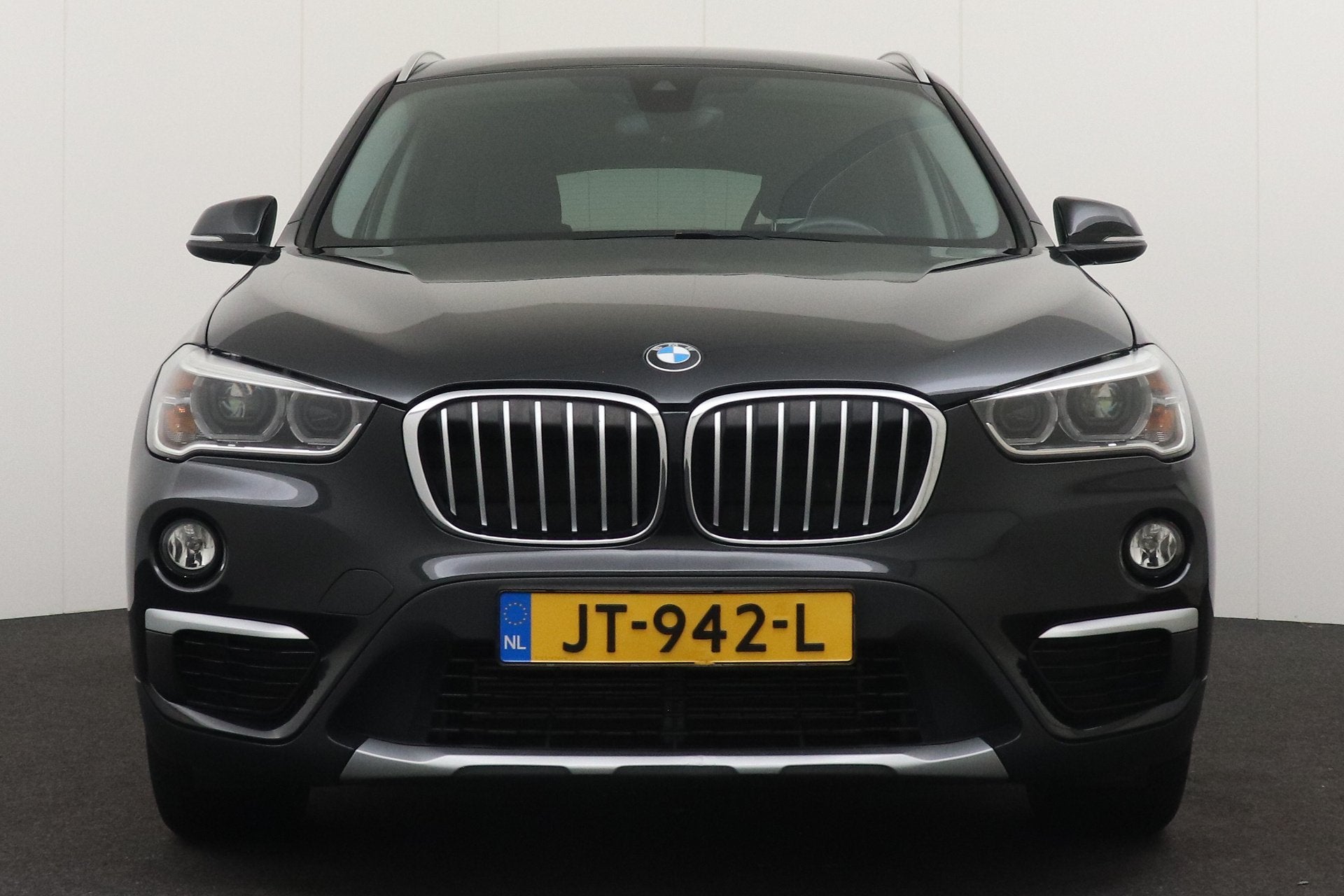 BMW X1 sDrive20i 192 PK Aut. M-Sport High Exe. Leder Head-Up, Auto's, Zwart, Bedrijf, Automatische klimaatregeling, SUV of Terreinwagen