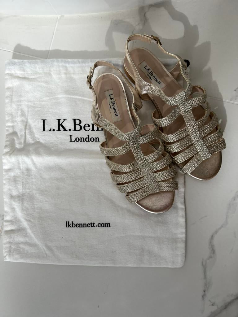 LK Bennett sandals in gold, Overige kleuren, Zo goed als nieuw, Sandalen of Muiltjes, Ophalen of Verzenden