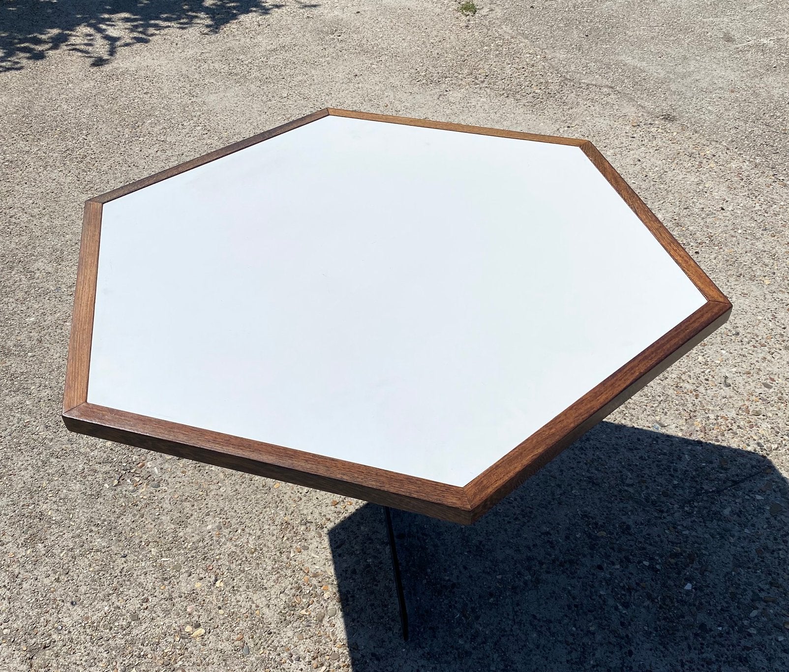 Vintage Hexagonale wengé tafel OV Rotterdam, Huis en Inrichting, Tafels | Eettafels, Ophalen, Zo goed als nieuw, Rond, 100 tot 150 cm