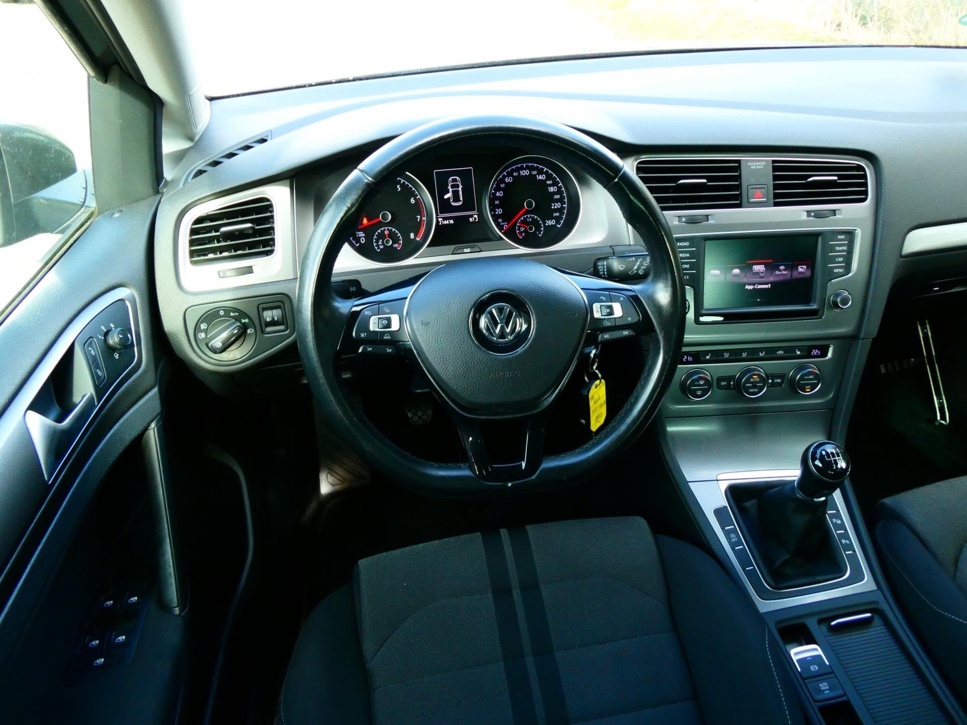 Volkswagen Golf 1.2 TSI 110pk 5-deurs Clima Cruise Navi PDC, Auto's, Voorwielaandrijving, Stof, Gebruikt, Euro 6