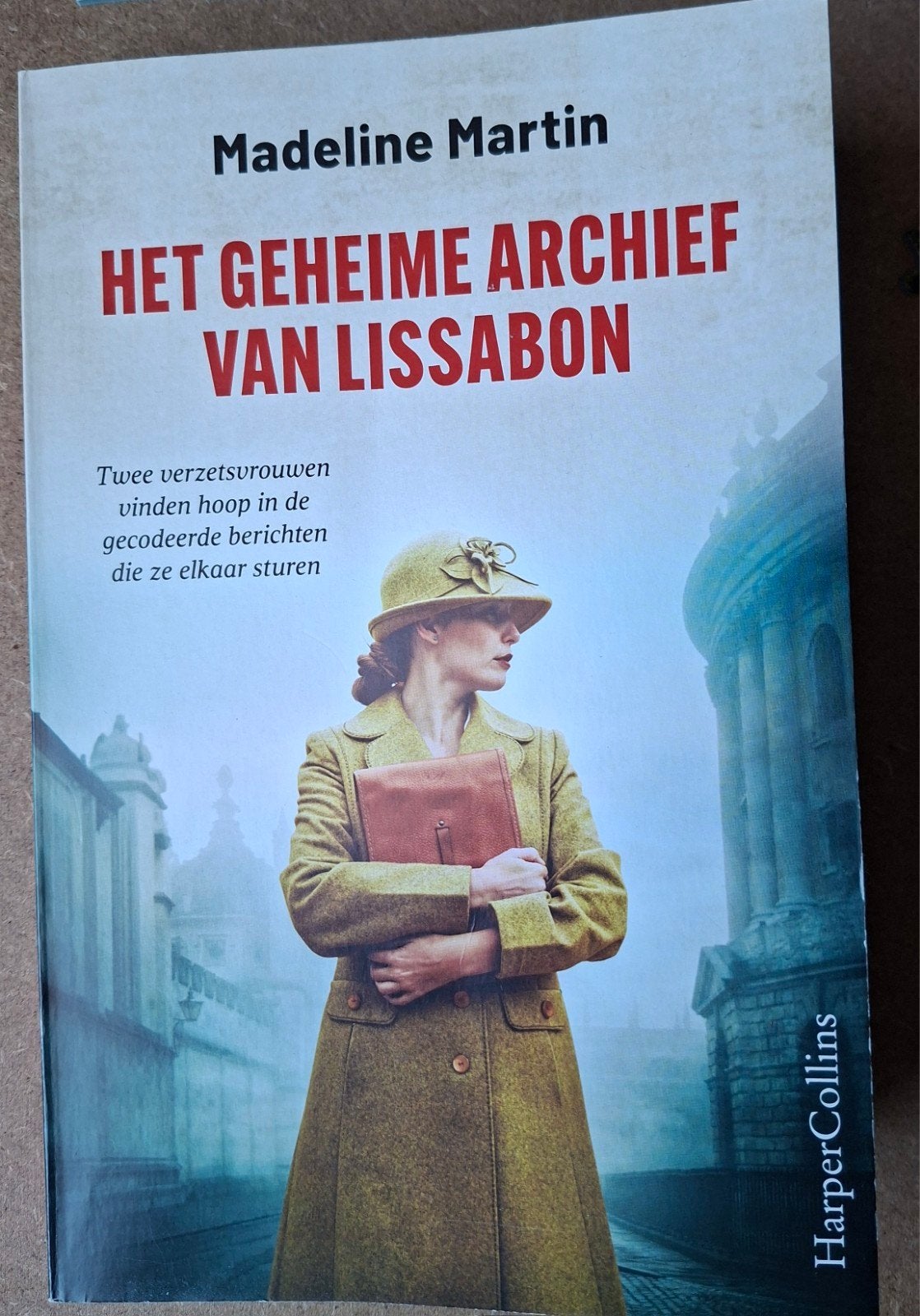 Het Geheime Archief van Lissabon, Madeline Martin, Boeken, Historische romans, Ophalen of Verzenden, Zo goed als nieuw