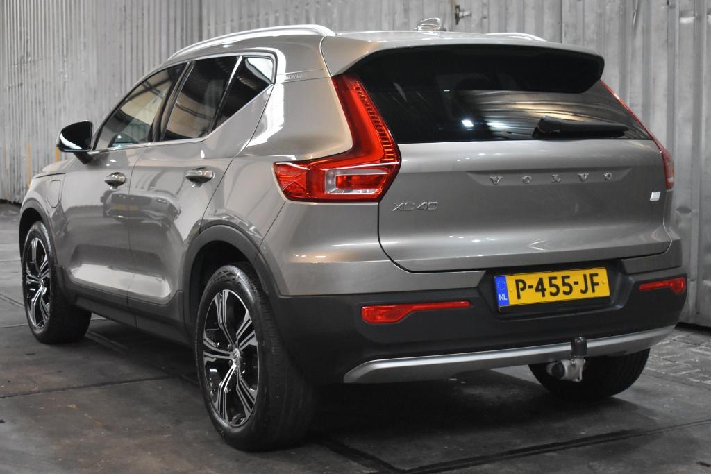 Volvo XC40 T4 211pk [Plug-In] Inscription | Trekhaak | Leder, Automaat, 1712 kg, 24 maanden, Hybride Elektrisch/Benzine