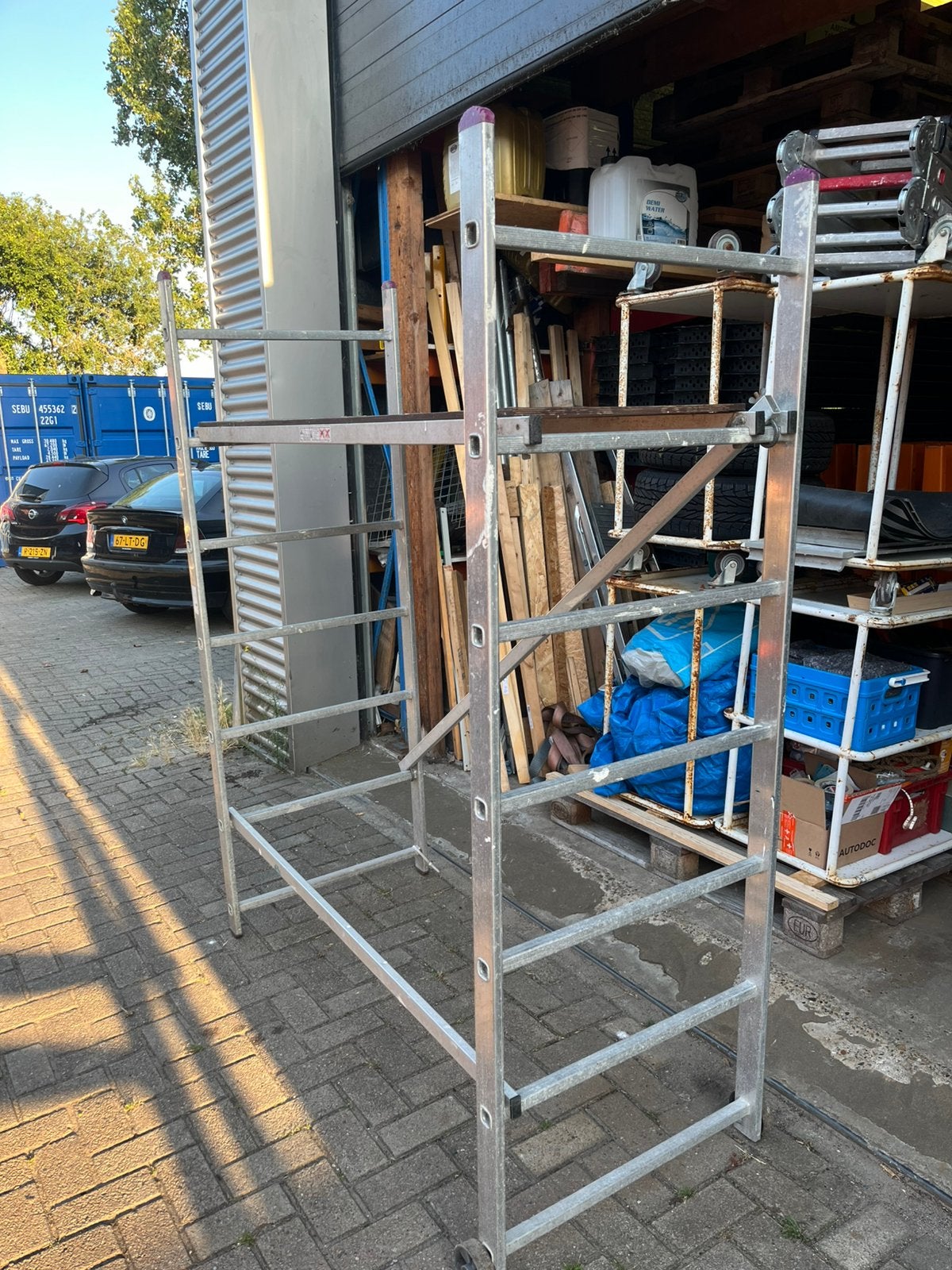Kleine kamersteiger rolsteiger klus steiger bouw schilder, Ophalen, Gebruikt, Rolsteiger of Kamersteiger, Minder dan 2 meter