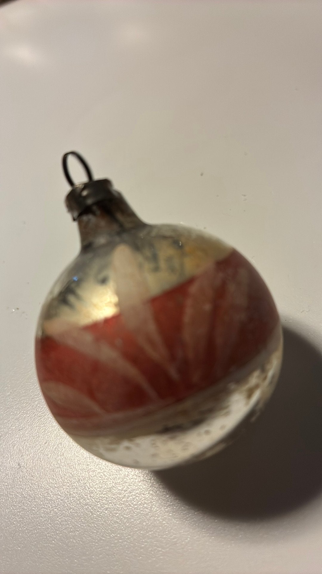 Vintage antieke kerstbal, rood feathertree, Ophalen of Verzenden, Zo goed als nieuw