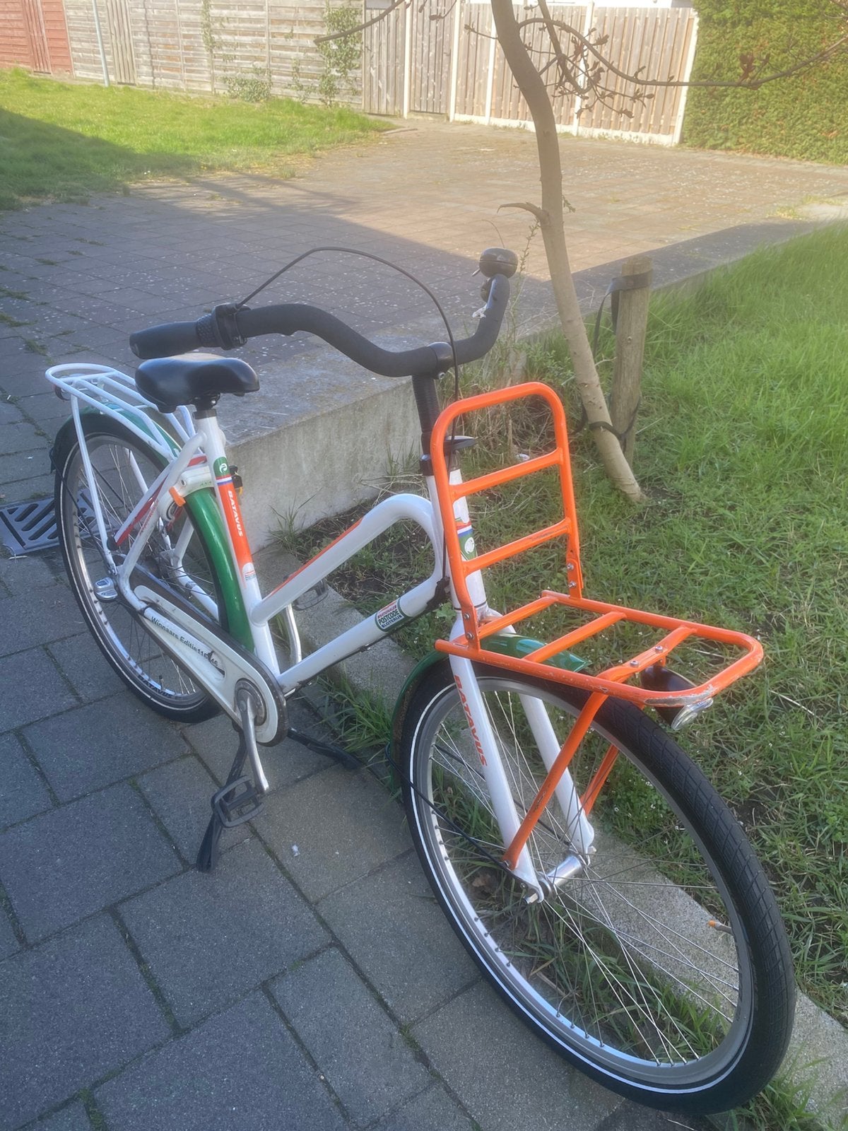 Damesfiets met 3 versnellingen, Fietsen en Brommers, Overige merken, Versnellingen, Ophalen of Verzenden, Zo goed als nieuw