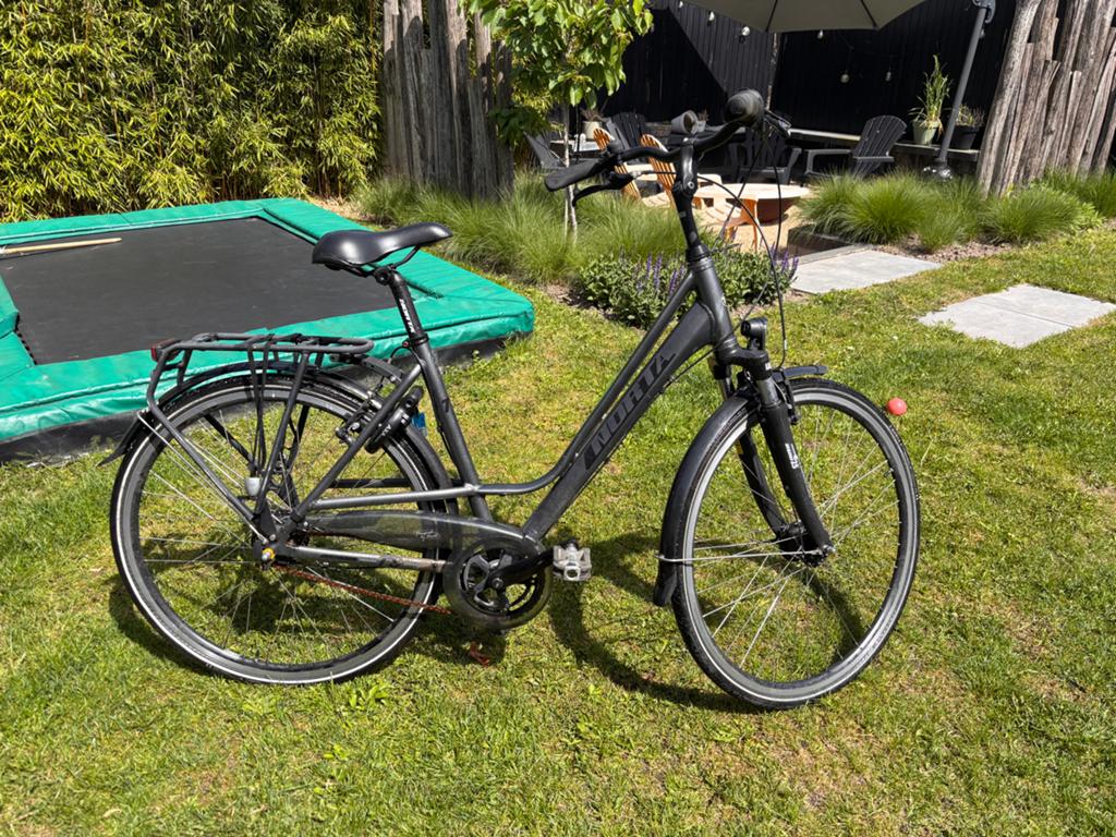 Nette damesfiets met versnellingen en bagagedrager, Gebruikt, Velgrem, Versnellingen, 50 tot 53 cm