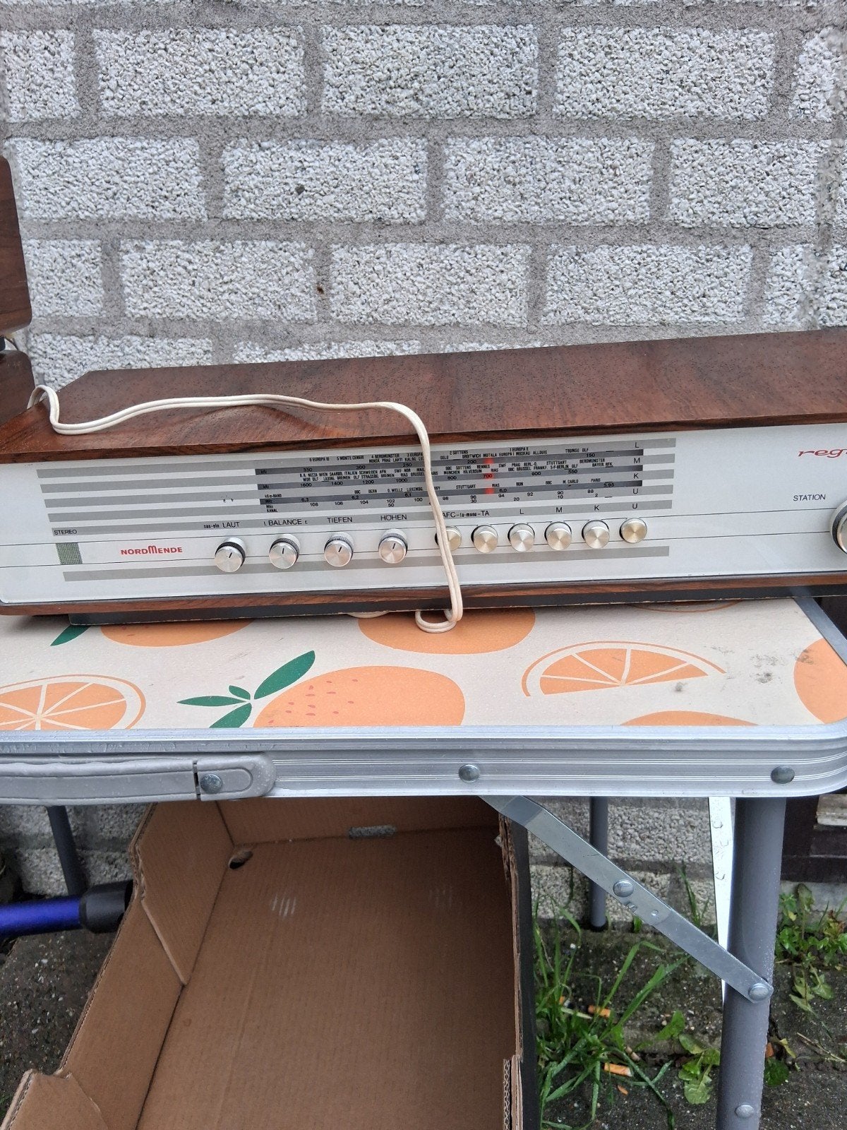 2 Vintage Philips en Nordmende radio's met speakers, Ophalen of Verzenden, Gebruikt, Radio