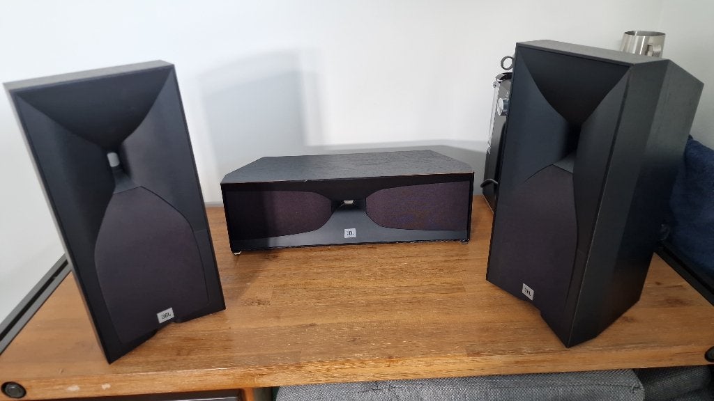 JBL Studio 520C Center Speaker en Studio 530 Speakers