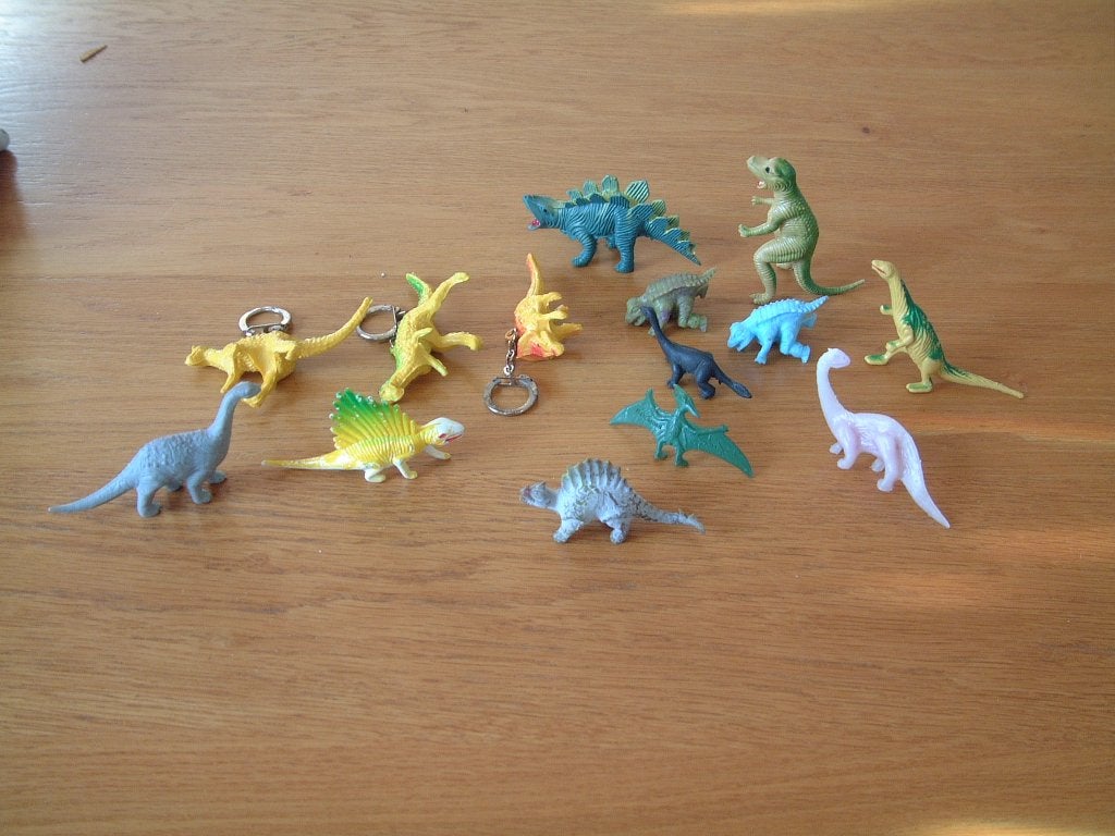 14 x kleine dinosaurus wv 3 sleutelhanger, Ophalen of Verzenden, Zo goed als nieuw