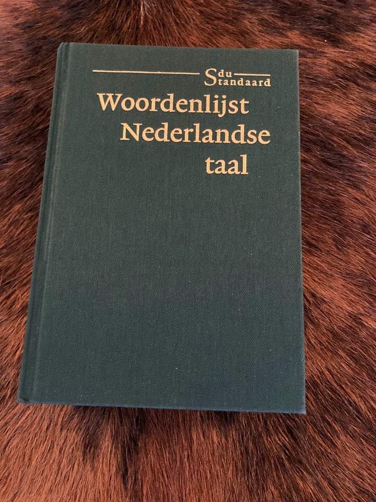 woordenboek - Groene Boekje Nederlandse taal  , Ophalen of Verzenden, Zo goed als nieuw, Van Dale, Nederlands