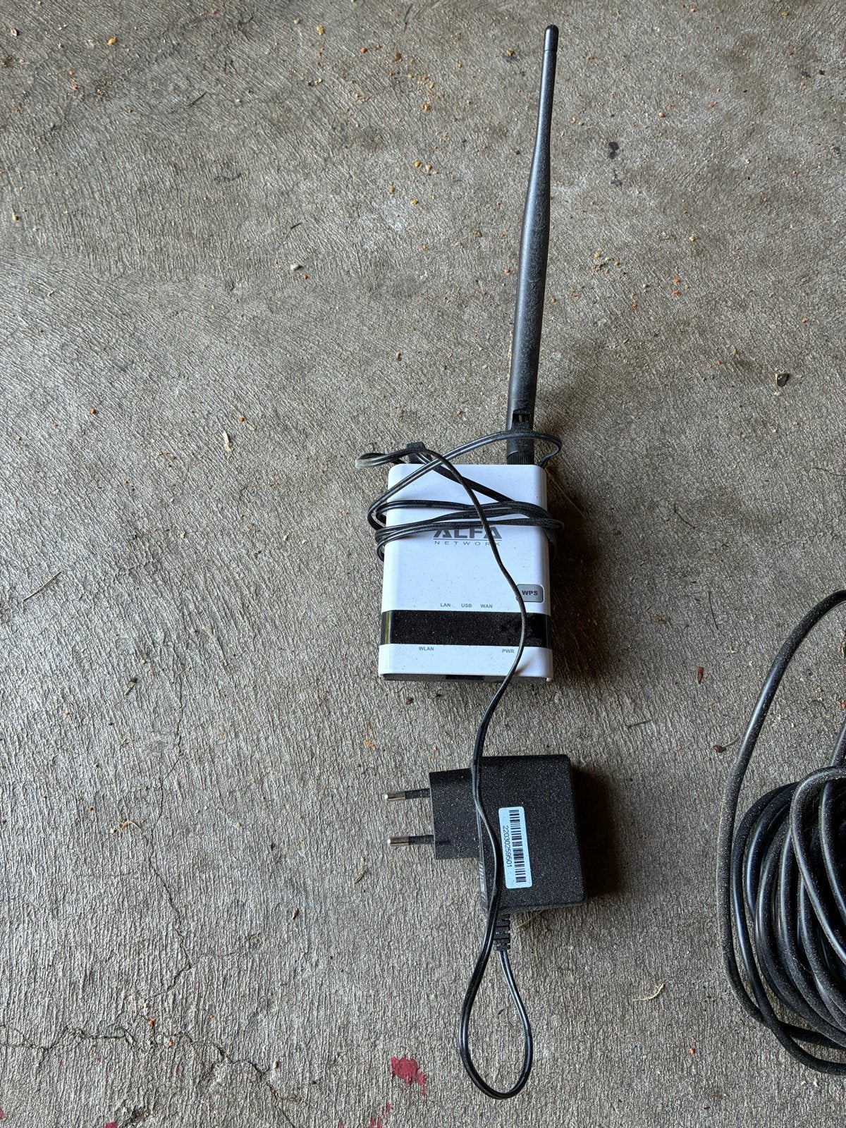 Alfa Network WiFi Router en Tube-U Buitenantenne Set, Computers en Software, Routers en Modems, Ophalen, Gebruikt, Router