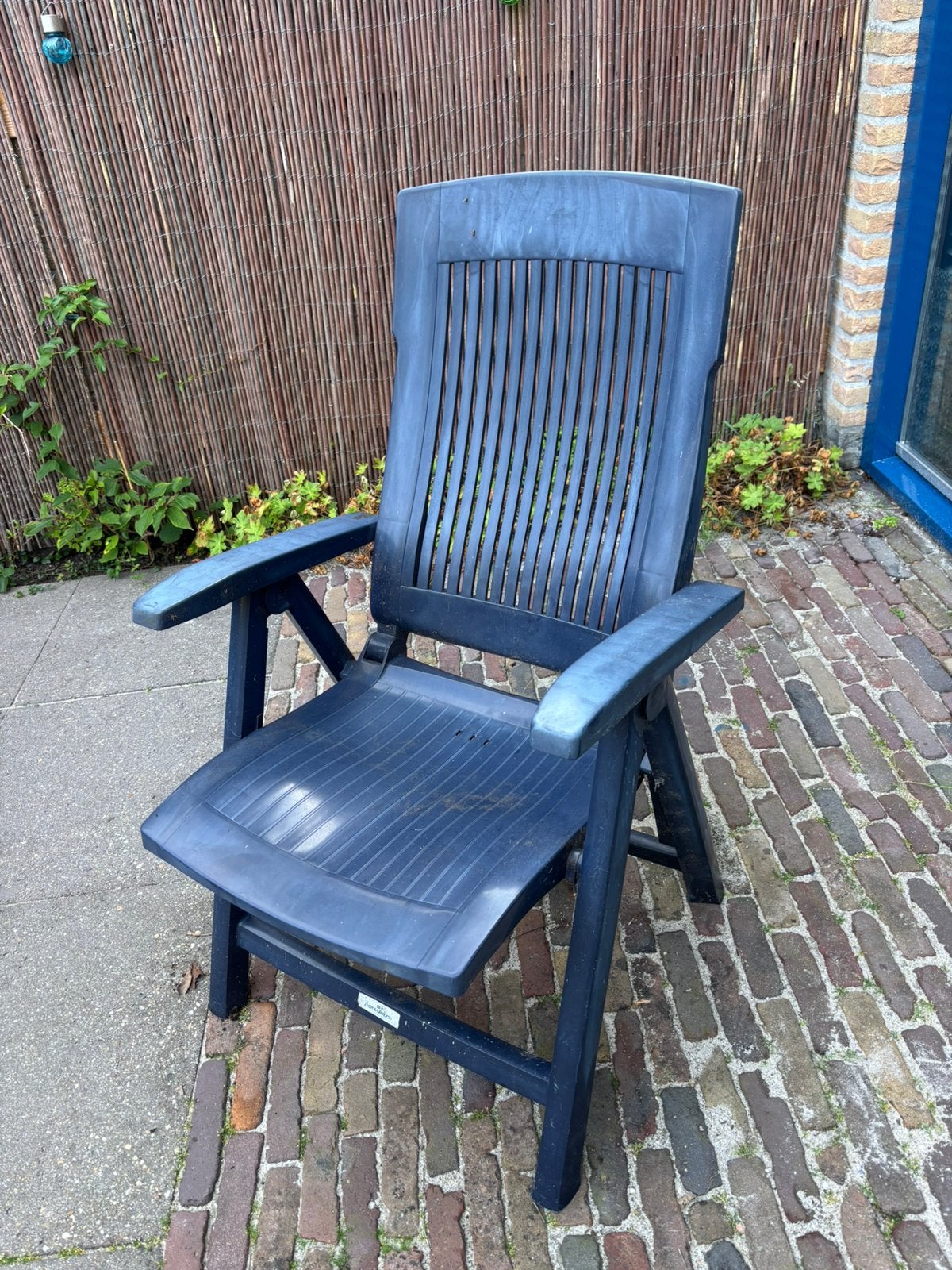 4 blauwe verstelbare tuinstoelen, Ophalen, Gebruikt, Kunststof, Inklapbaar