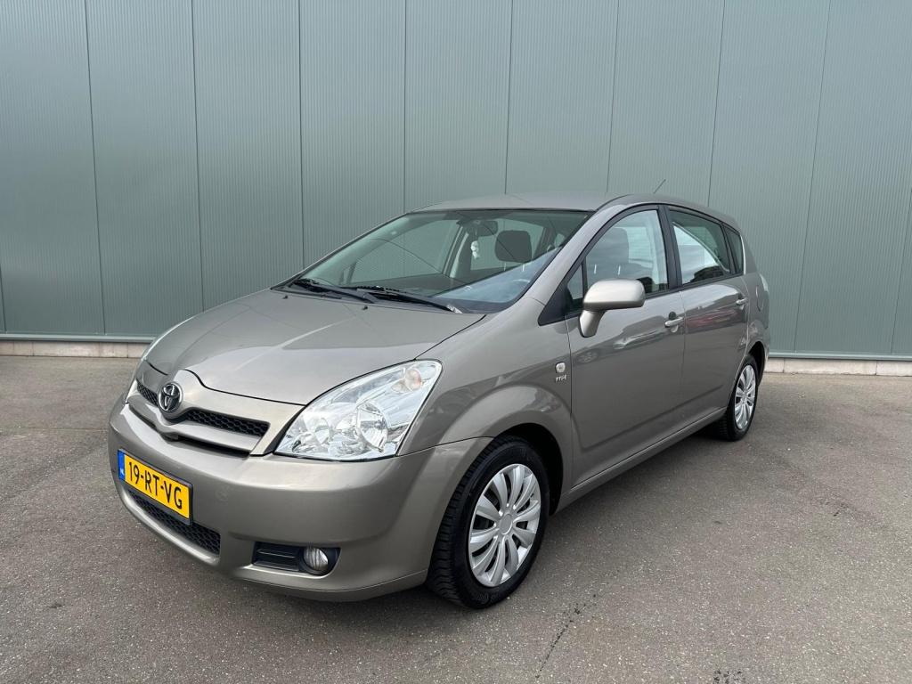 Toyota Corolla Verso 1.6 VVT-i Sol 7p. CLIMA AIRCO | NAVI |, 13 km/l, 450 kg, 7 stoelen, Beige