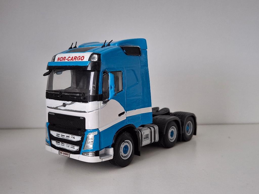 Volvo FH4 Globetrotter 6x2 zelfbouw WSi 1/50, Ophalen of Verzenden, Zo goed als nieuw, Bus of Vrachtwagen, Wsi