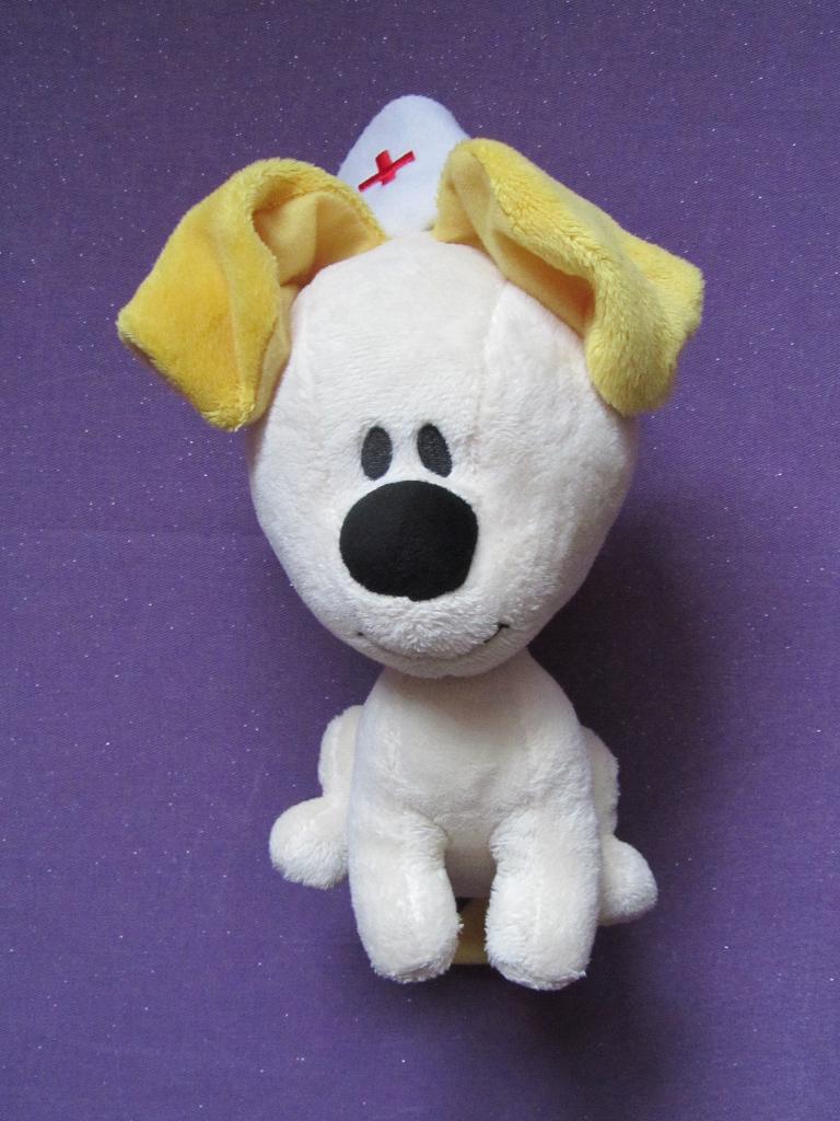 TIAMO DROMENJAGER Knuffel HOND PIP RODE KRUIS 2016 **Nieuw**, Nieuw, Met label, Middelgroot (20 tot 80 cm), Tiamo