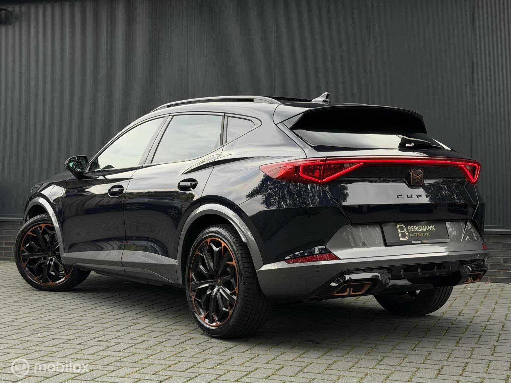 CUPRA Formentor 1.4 e-Hybrid VZ Copper Edition|Vol opties!, Auto's, Dealer onderhouden, Gebruikt, Huisgarantie, 4 cilinders